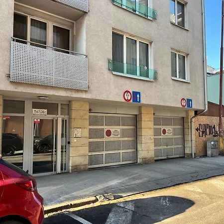 Lägenhet Revon Business 29 Augusta, Old Town - Free Parking *