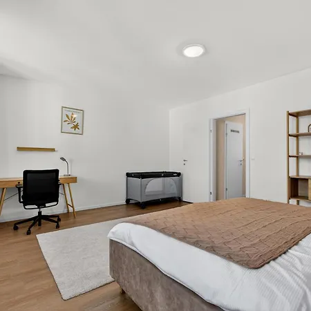 Revon Business 29 Augusta, Old Town - Free Parking Lägenhet Bratislava