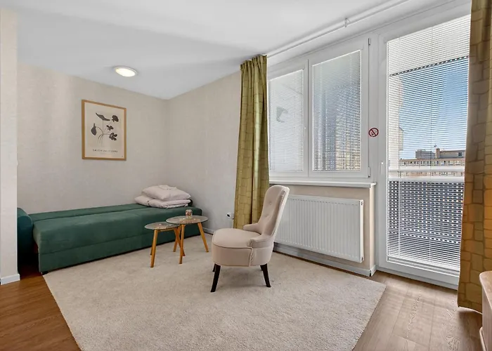 Revon Business Apartment, Free Garage & Balcony *